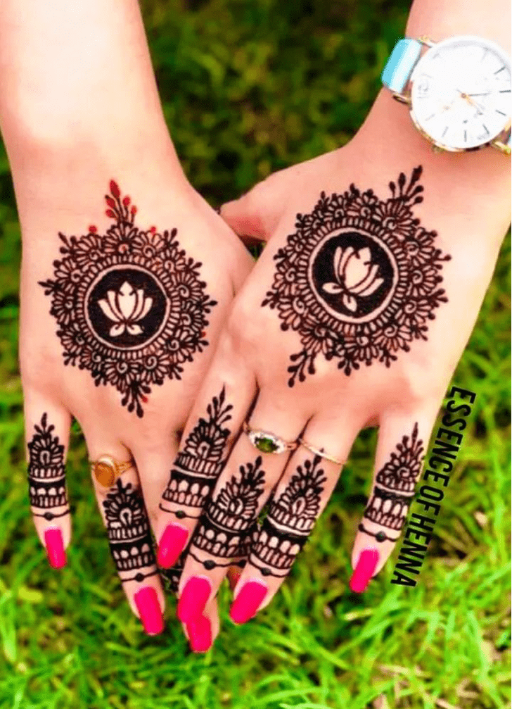 Elegant Awesome Henna Design