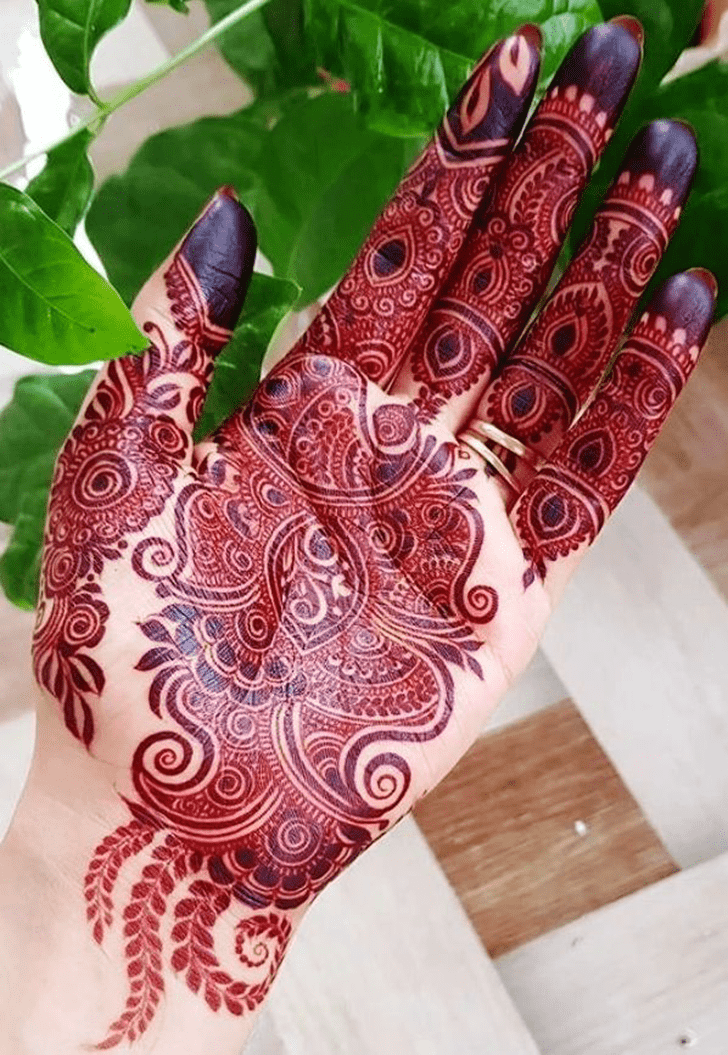 Mesmeric Awesome Henna Design