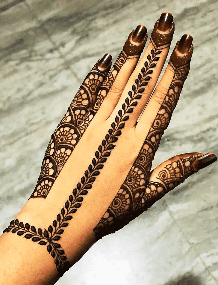 Pleasing Awesome Henna Design