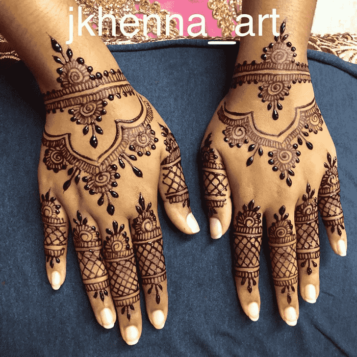 Adorable Badghis Henna Design