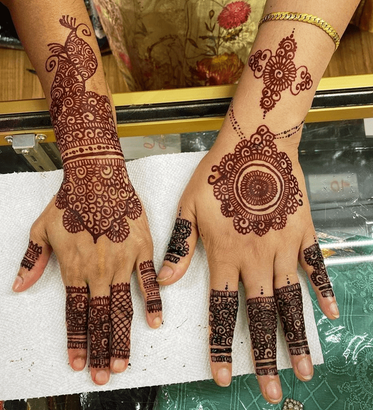 Magnetic Baghlan Henna Design