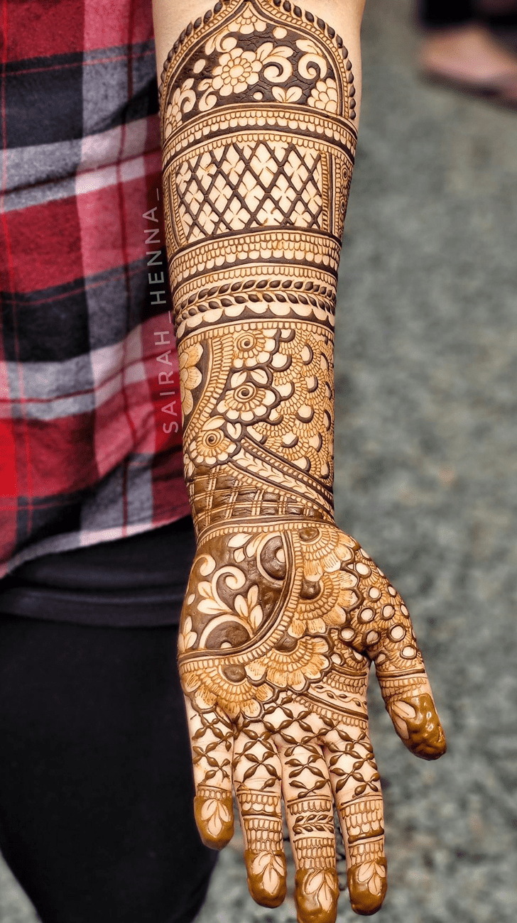 Ravishing Bahawalpur Henna Design