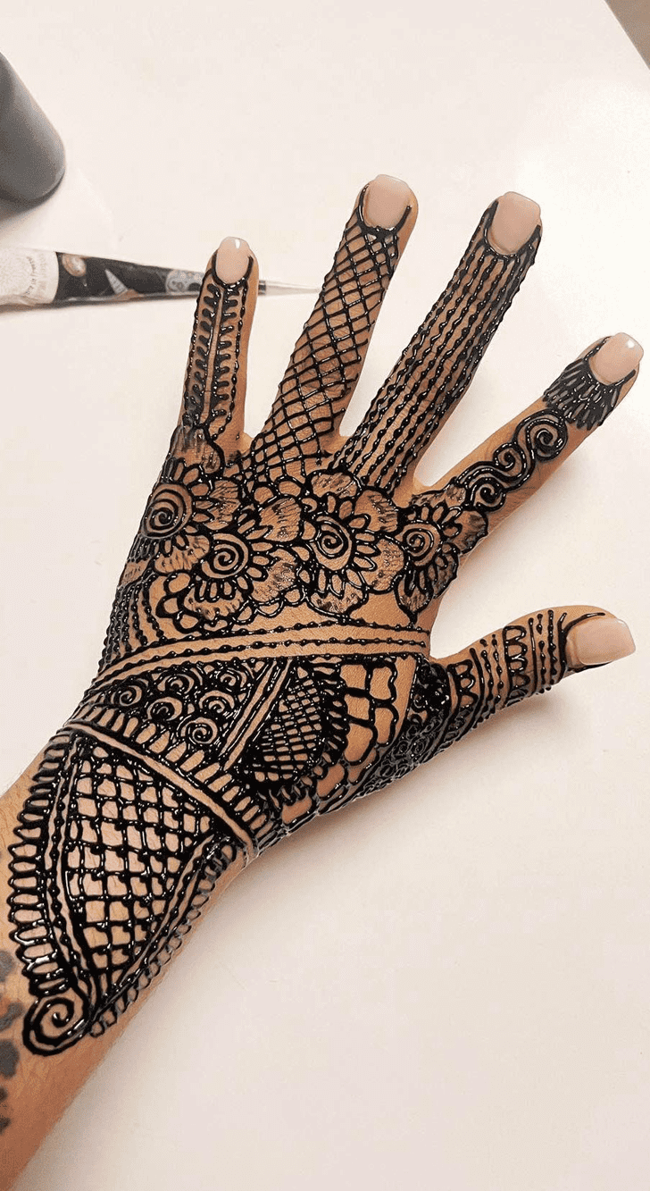 Fetching Bamyan Henna Design