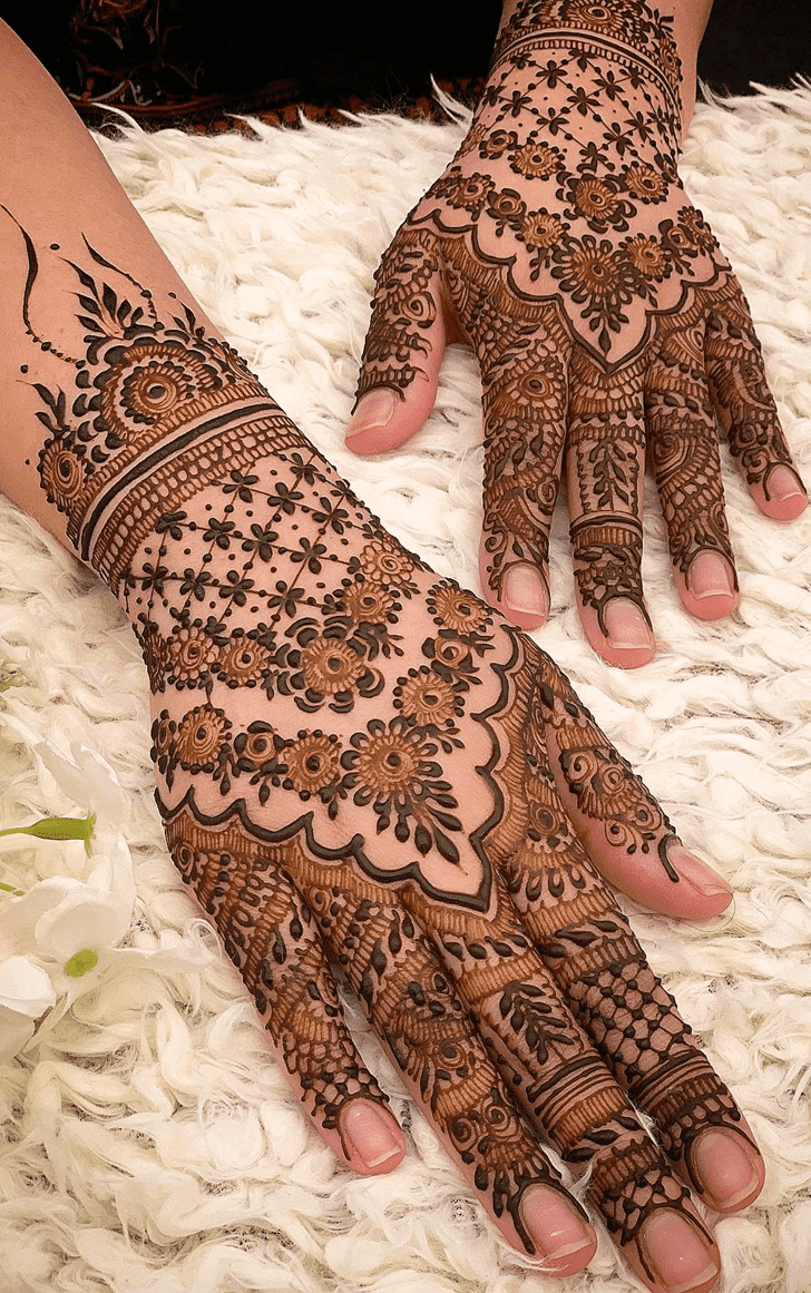 Resplendent Bamyan Henna Design