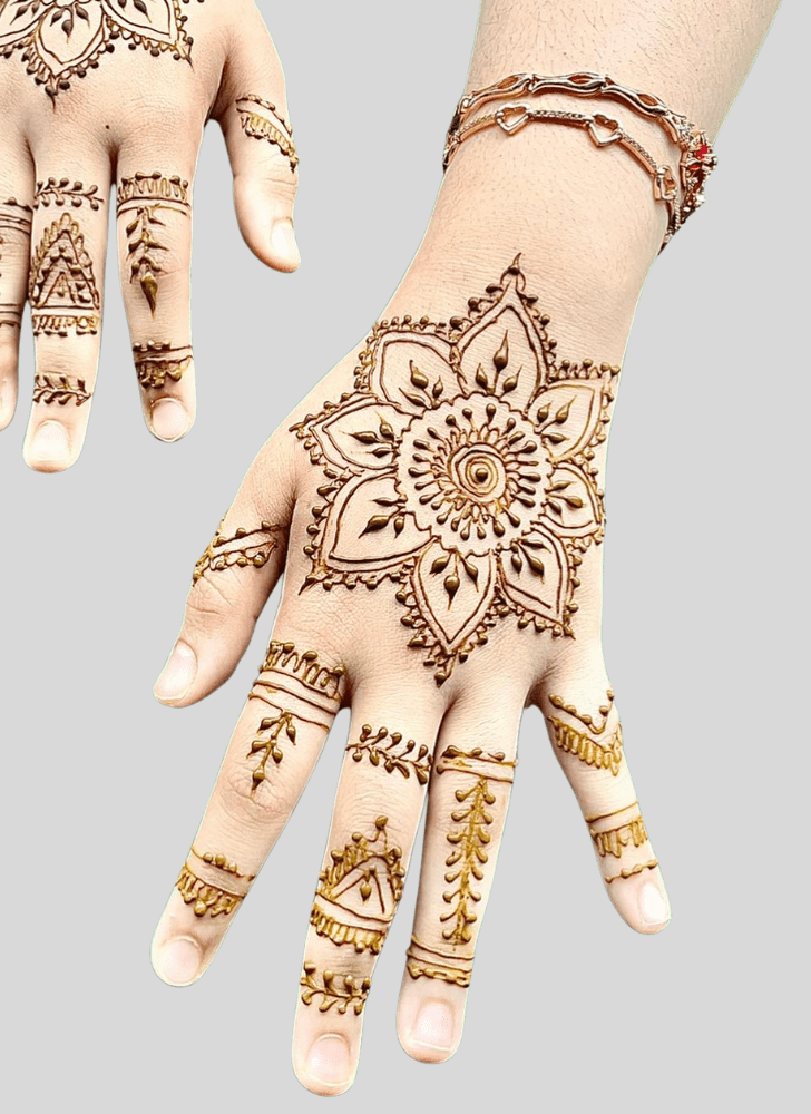 Enthralling Bangkok Henna Design