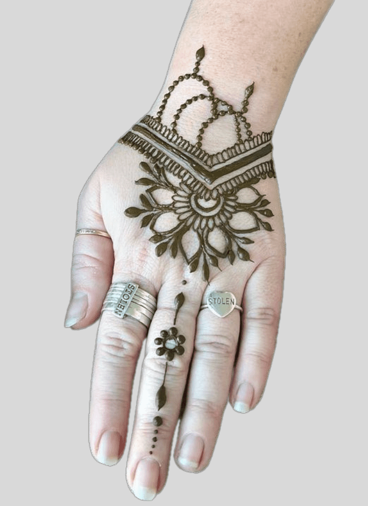 Adorable Beach Henna Design