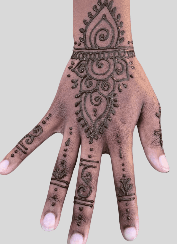 Fascinating Beauty Henna Design