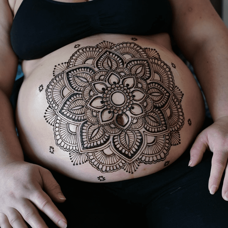 Fair Belly Button Henna Design