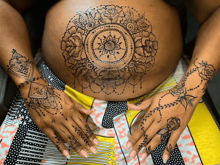 Fine Belly Button Henna Design