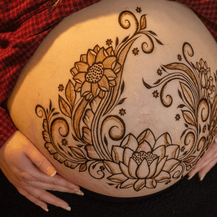 Good Looking Belly Button Henna Design