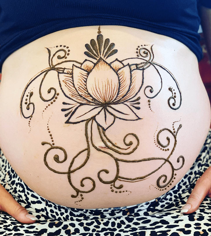 Gorgeous Belly Button Henna Design