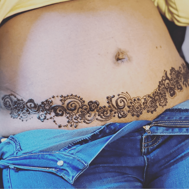 Ideal Belly Button Henna Design