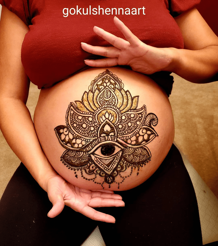 Shapely Belly Button Henna Design