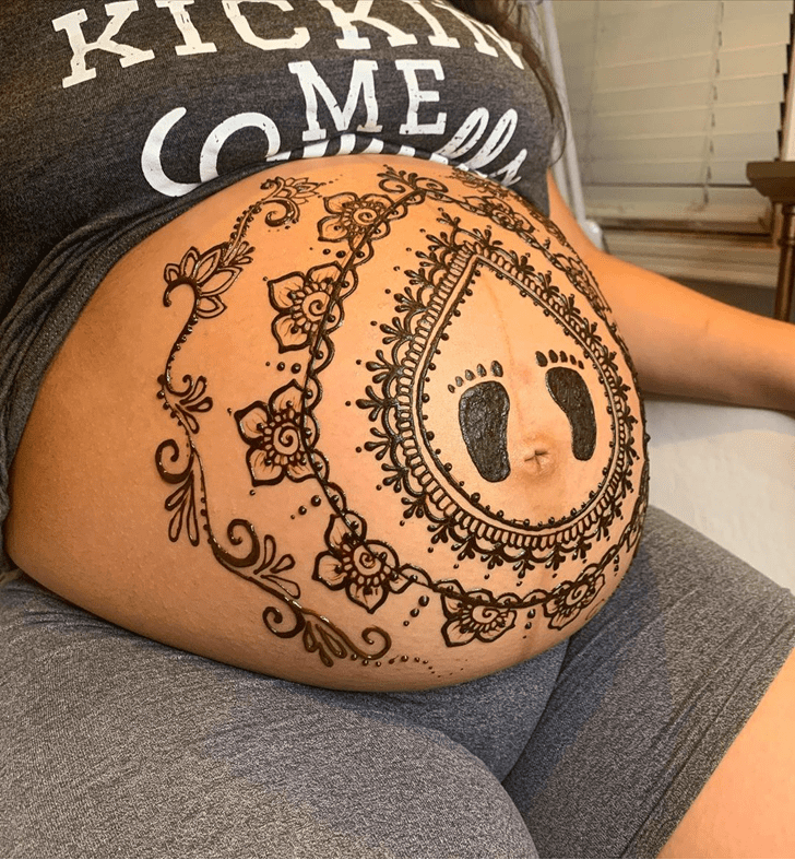 Superb Belly Button Henna Design