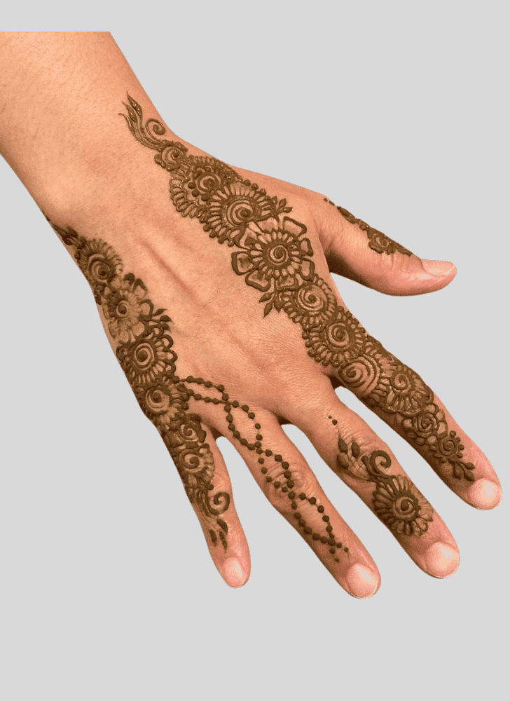 Graceful Bengali Henna Design