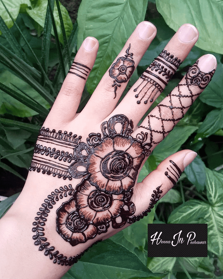 Wonderful Bengali Mehndi Design