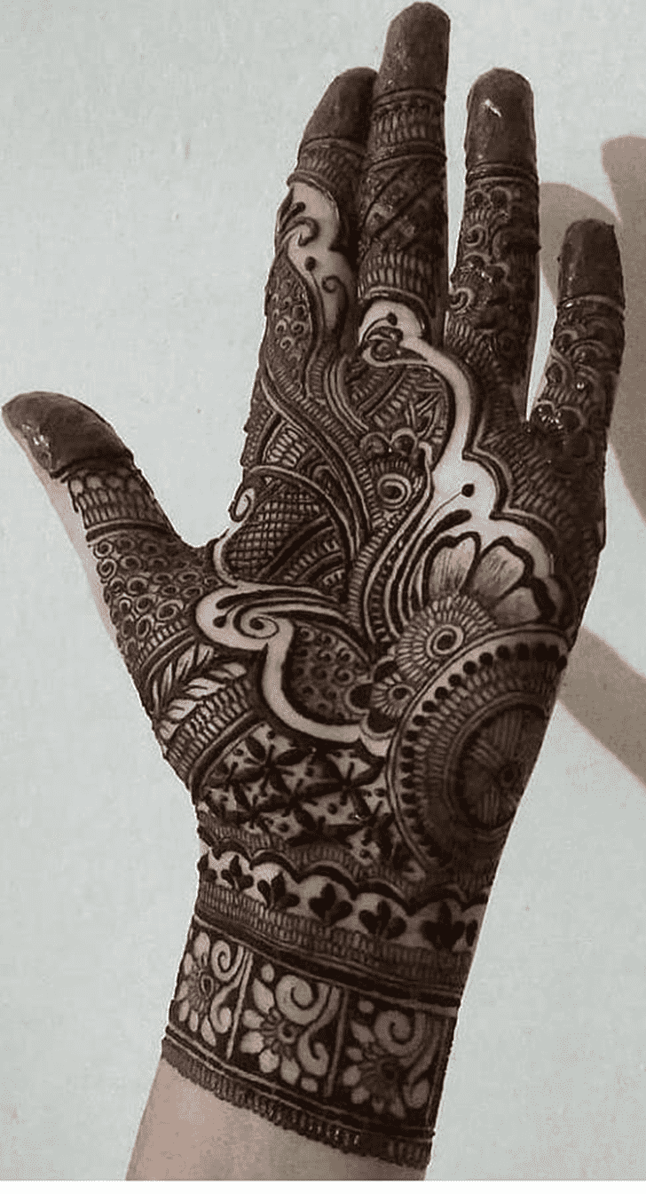 Alluring Bhai Dooj Special Henna Design