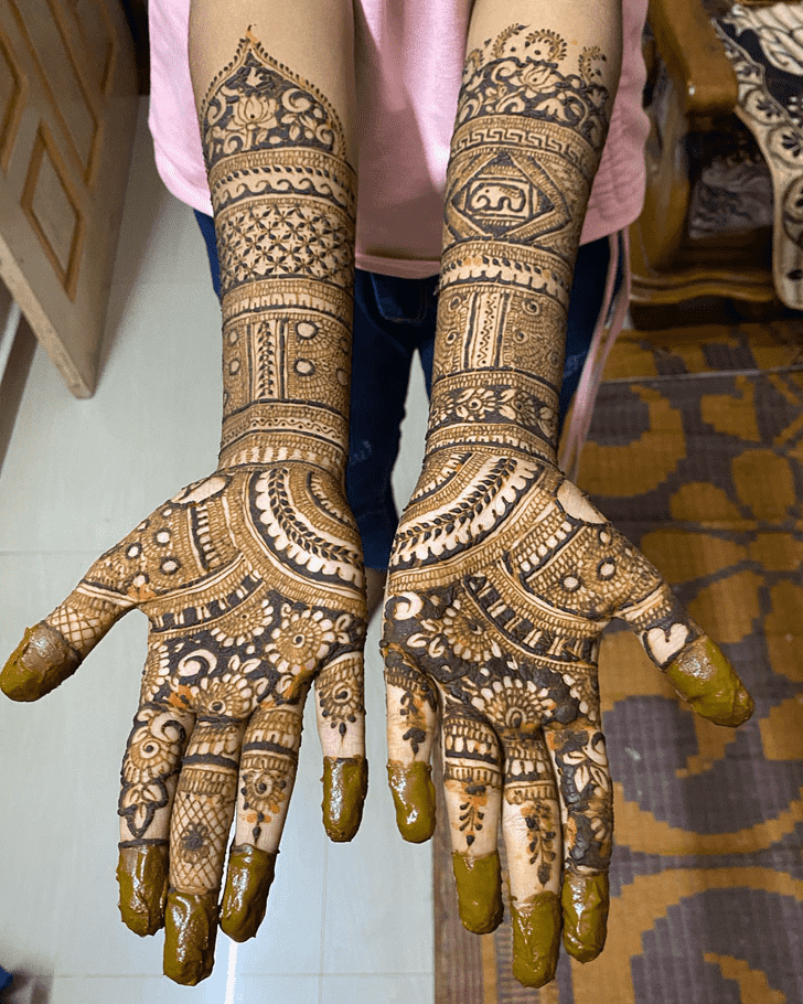 Gorgeous Bhai Dooj Special Henna Design