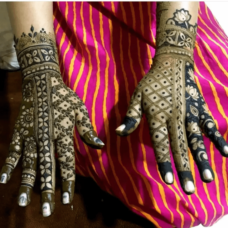 Ideal Bhai Dooj Special Henna Design