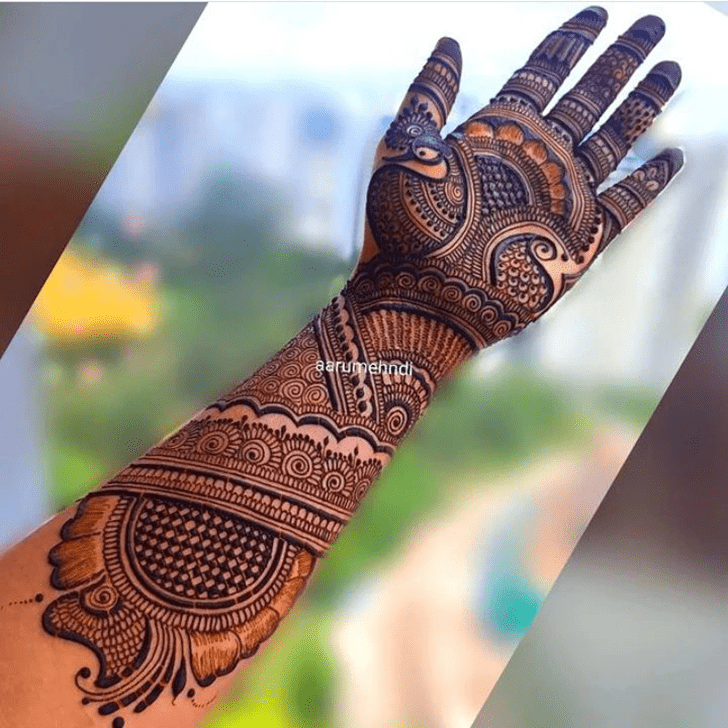 Slightly Bhai Dooj Special Henna Design