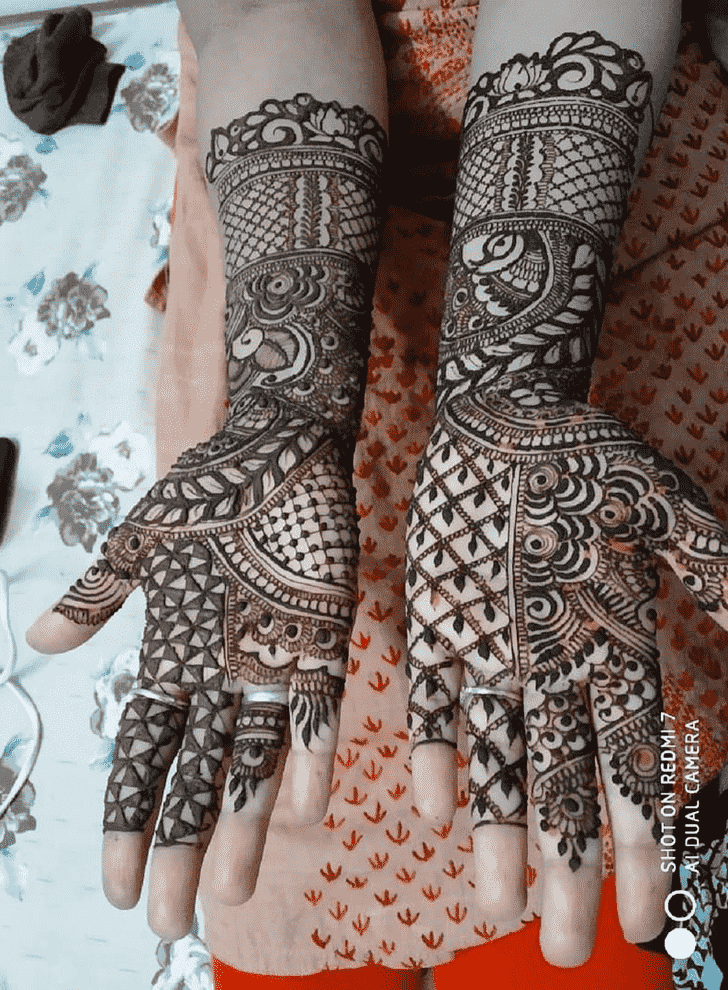 Alluring Bhopal Henna Design