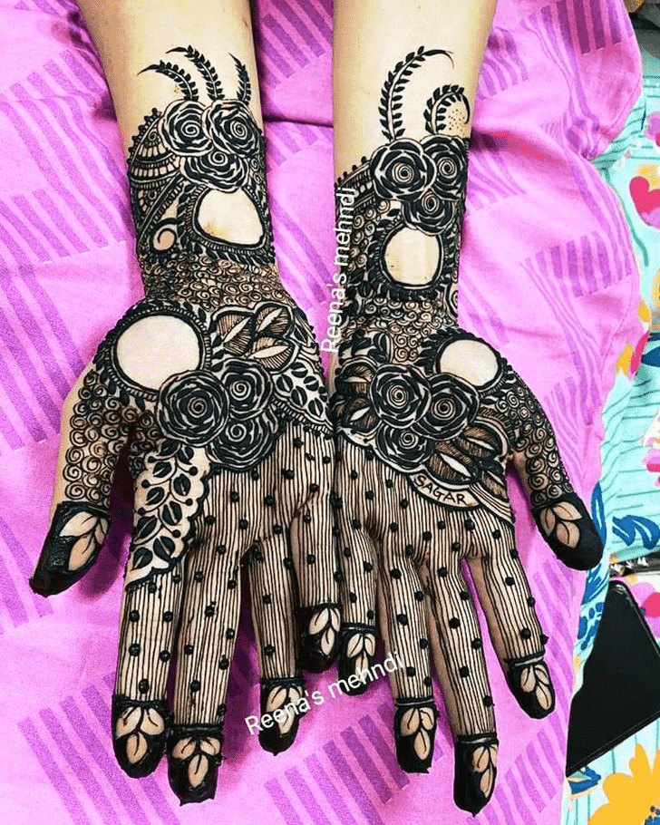 Bewitching Bhopal Henna Design