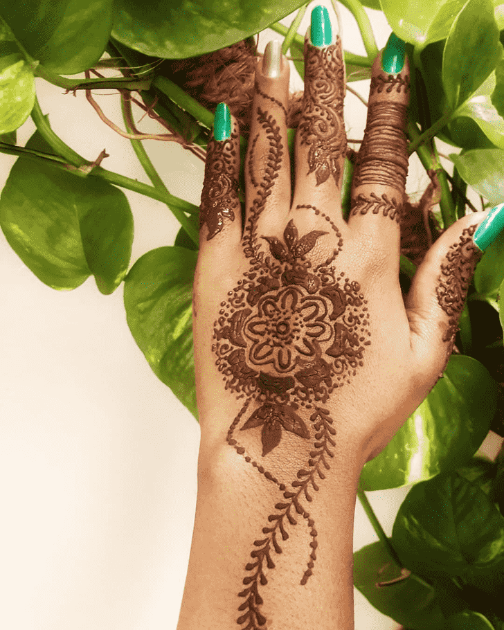 Good Looking Bhubaneswar Henna Design