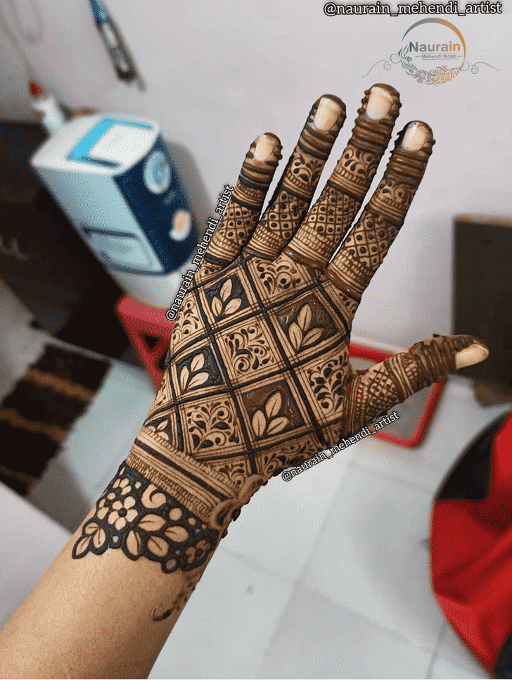 Wonderful Bhubaneswar Mehndi Design