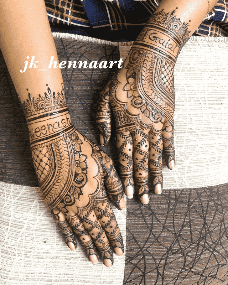 Excellent Bhuj Henna Design