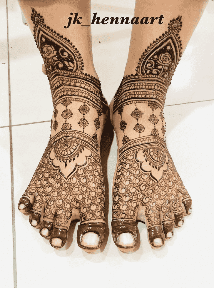 Pretty Bhuj Henna Design