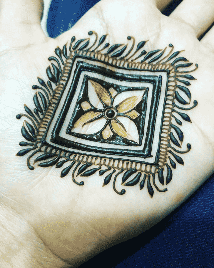 Radiant Bhuj Henna Design