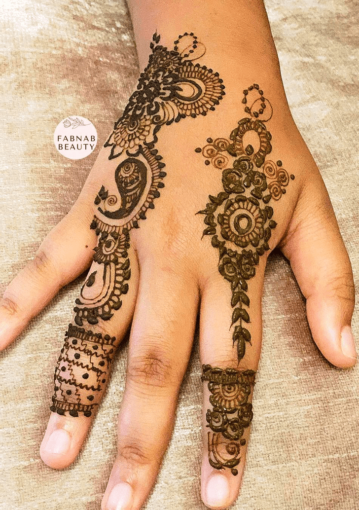 Excellent Birgunj Henna Design