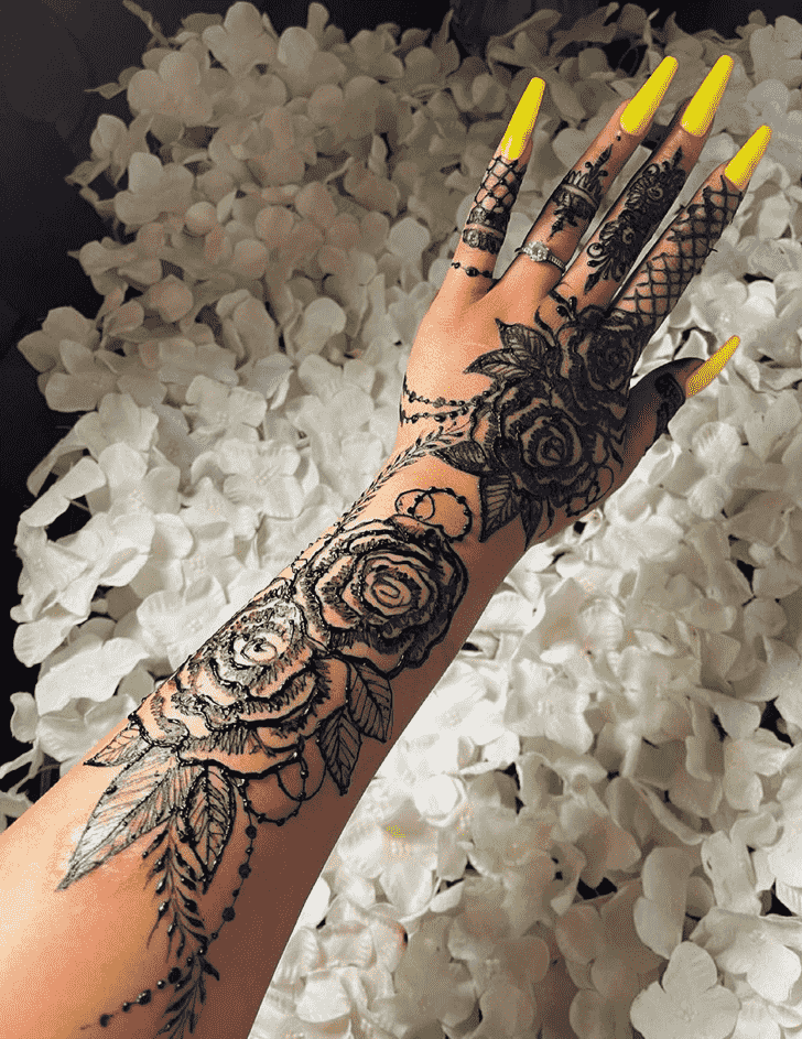 Refined Black Henna design