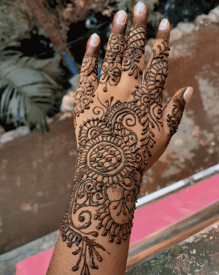 Dazzling Bogra Henna Design