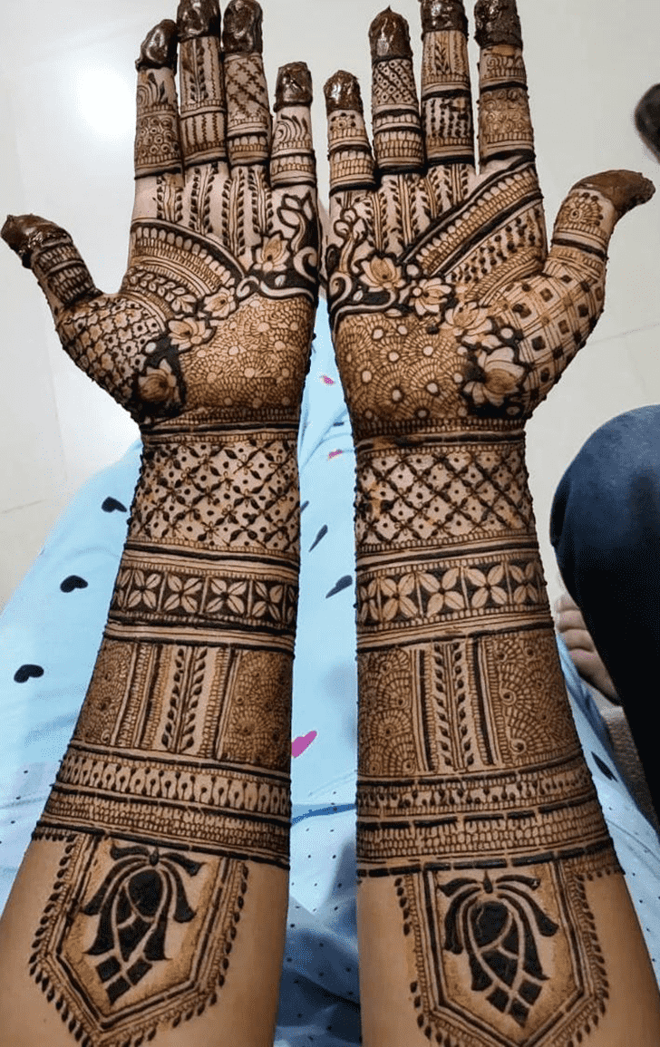 Wonderful Bold Full Arm Mehndi Design