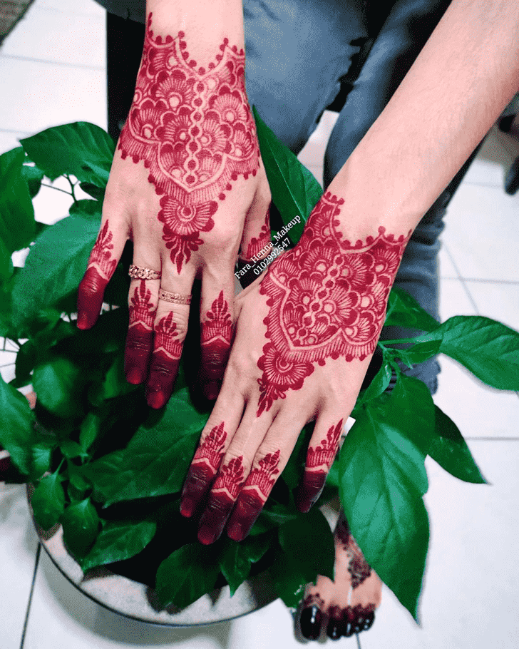 Bewitching Bollywood Henna design