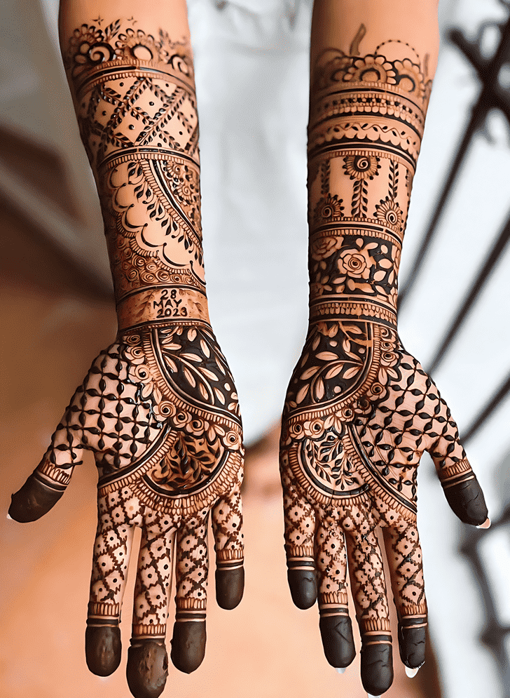 Slightly Bride And Groom Henna Design