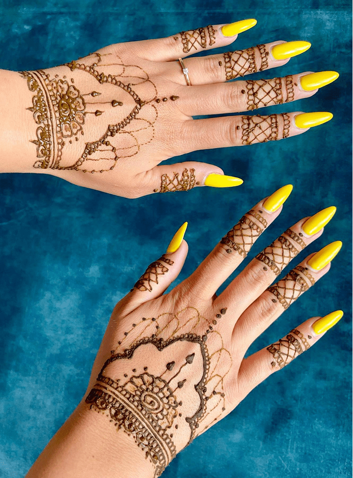 Admirable California Mehndi Design