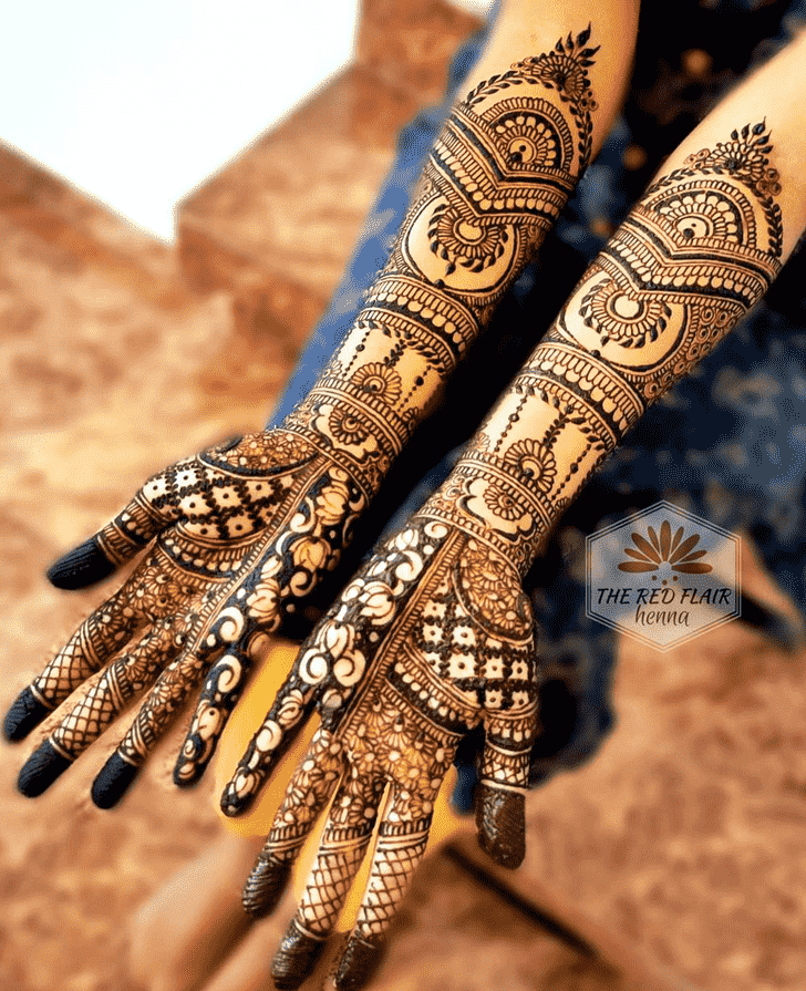 Superb Celebrity Henna Design