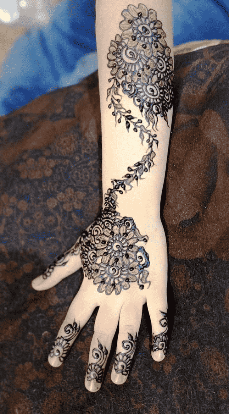 Delightful Chandigarh Henna Design