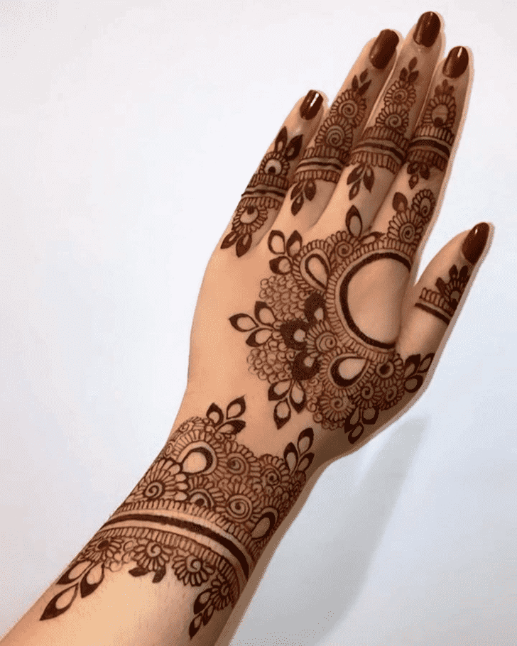 Enticing Chennai Henna Design