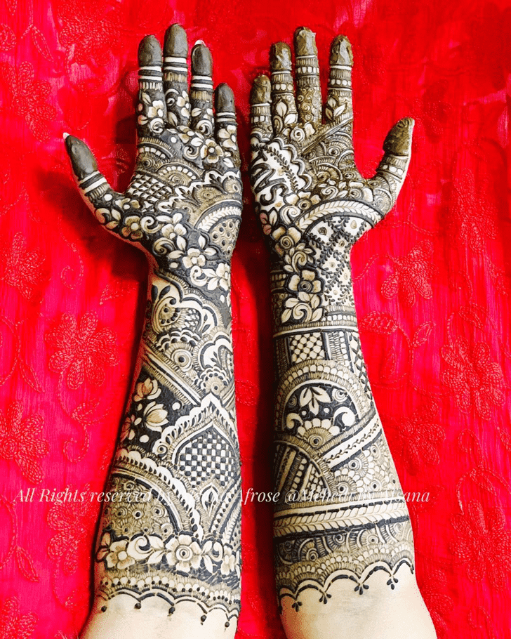 Magnetic Chennai Henna Design