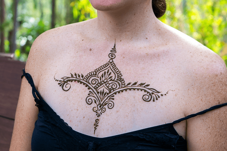 Elegant Chest Henna Design