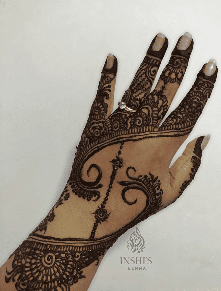 Fetching Chinese Henna Design