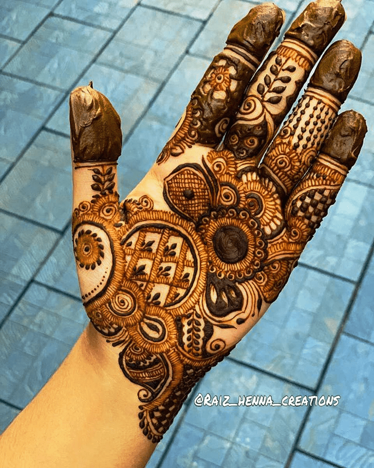 Appealing Chittagong Henna Design