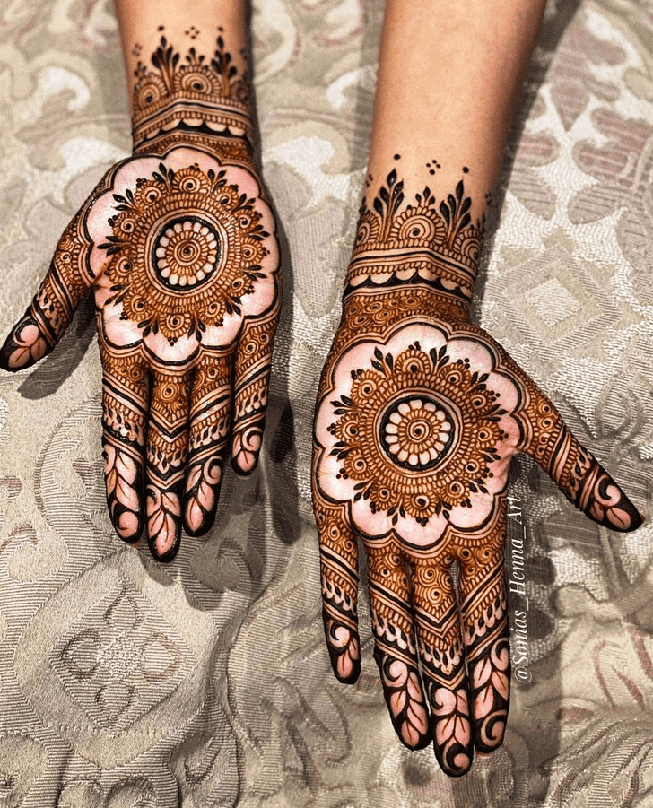 Elegant Chittagong Henna Design