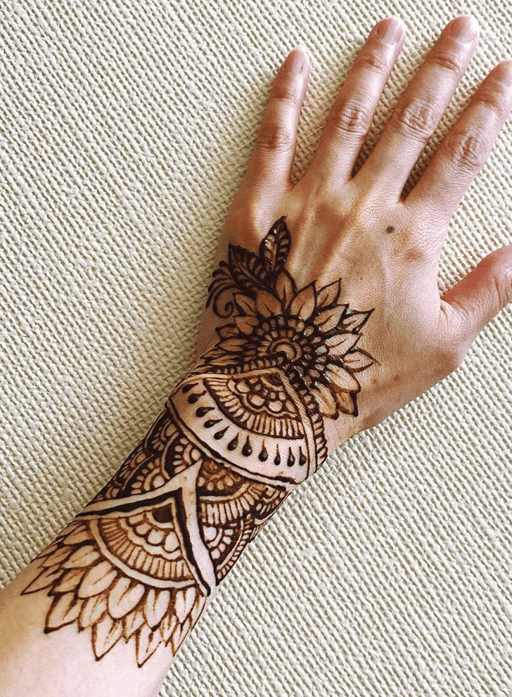 Magnificent Chittagong Henna Design