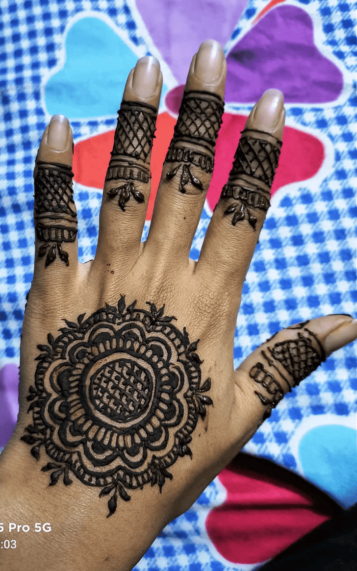 Arm Circle Henna Design