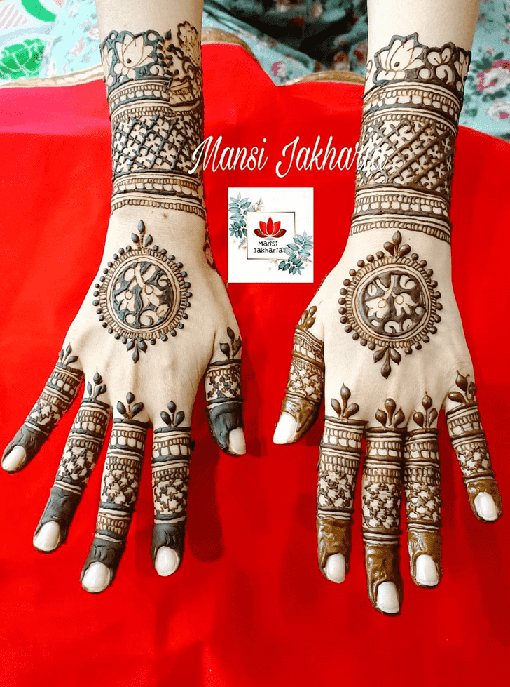 Excellent Circle Henna Design