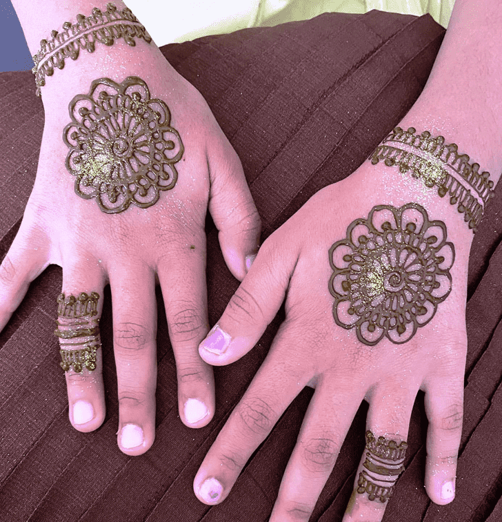 Ideal Circle Henna Design